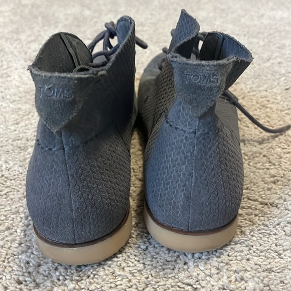 Women’s Tom Booties Size 8 - Picture 3 of 6